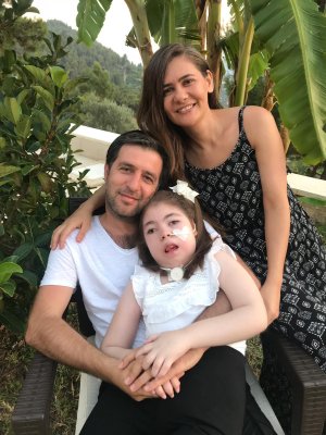 Ayşenaz'ın Hikayesi